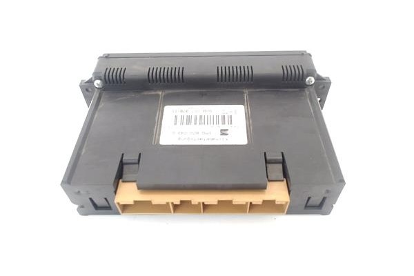 Recambio de display para seat leon (1m1) 1.8 20v t 4 referencia OEM IAM 1M0820043G  