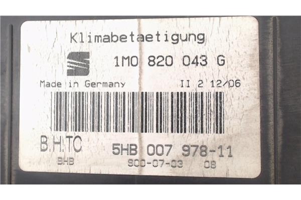 Recambio de display para seat leon (1m1) 1.8 20v t 4 referencia OEM IAM 1M0820043G  