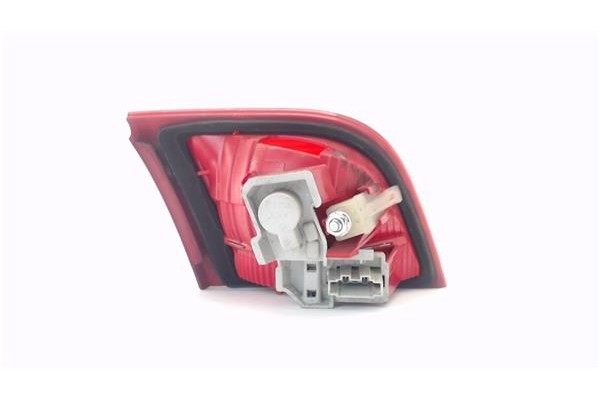 Recambio de piloto porton trasero derecho para audi a3 sportback (8pa) 2.0 tdi ambiente referencia OEM IAM 8P4945094B  