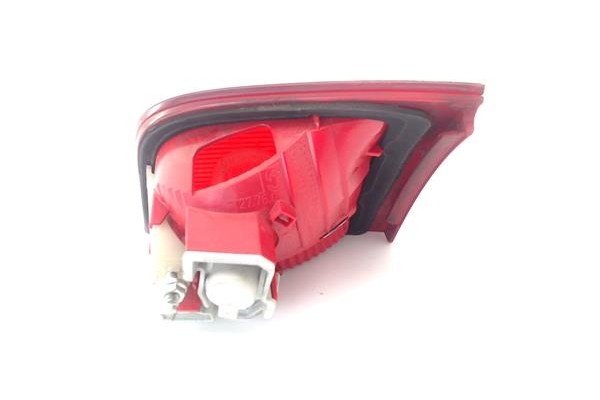 Recambio de piloto porton trasero izquierdo para audi a3 sportback (8pa) 2.0 tdi ambiente referencia OEM IAM 8P4945093B  