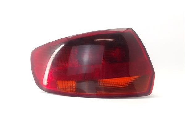 Recambio de piloto trasero izquierdo para audi a3 sportback (8pa) 2.0 tdi ambiente referencia OEM IAM 8P4945095C  