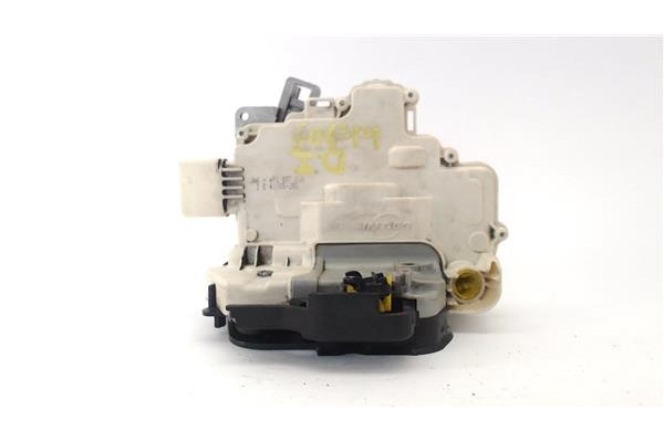 Recambio de cierre electromagnetico delantero izquierdo para audi a3 sportback (8pa) 2.0 tdi ambiente referencia OEM IAM JA64F18