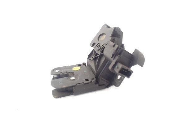 Recambio de cerradura porton para audi a3 sportback (8pa) 2.0 tdi ambiente referencia OEM IAM 8P4827505B  