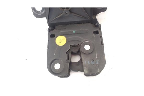 Recambio de cerradura porton para audi a3 sportback (8pa) 2.0 tdi ambiente referencia OEM IAM 8P4827505B  