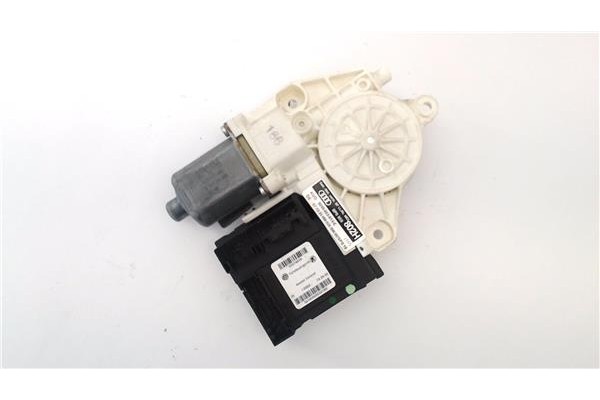 Recambio de motor elevalunas delantero derecho para audi a3 sportback (8pa) 2.0 tdi ambiente referencia OEM IAM E840311202  