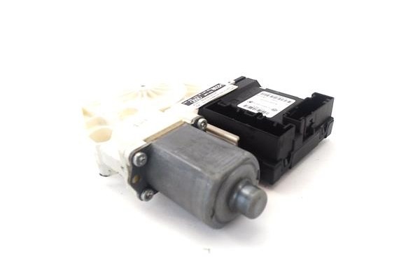 Recambio de motor elevalunas delantero derecho para audi a3 sportback (8pa) 2.0 tdi ambiente referencia OEM IAM E840311202  