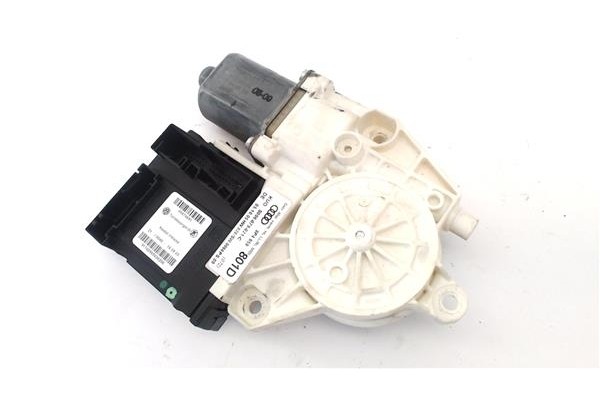 Recambio de motor elevalunas trasero izquierdo para audi a3 sportback (8pa) 2.0 tdi ambiente referencia OEM IAM 0130822263  