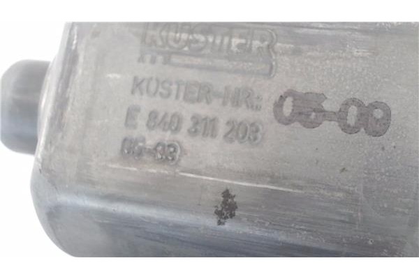 Recambio de motor elevalunas trasero izquierdo para audi a3 sportback (8pa) 2.0 tdi ambiente referencia OEM IAM 0130822263  