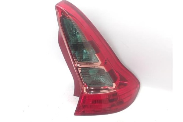 Recambio de piloto trasero derecho para citroen c4 berlina 1.4 16v referencia OEM IAM   