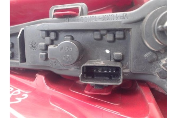 Recambio de piloto trasero derecho para citroen c4 berlina 1.4 16v referencia OEM IAM   
