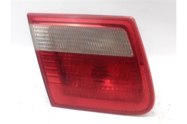 Recambio de piloto interior derecho para bmw serie 3 touring (e46) 2.0 320d referencia OEM IAM   