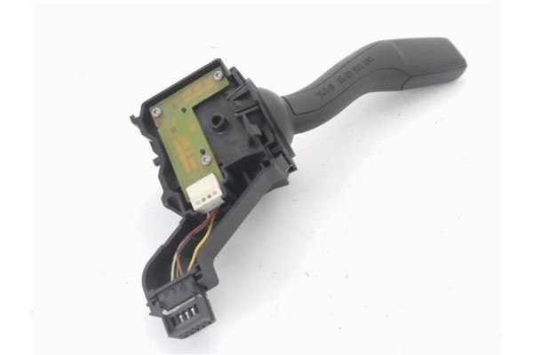 Recambio de mando intermitencia para audi a3 sportback (8pa) 2.0 tdi ambiente referencia OEM IAM 8P0953513A  