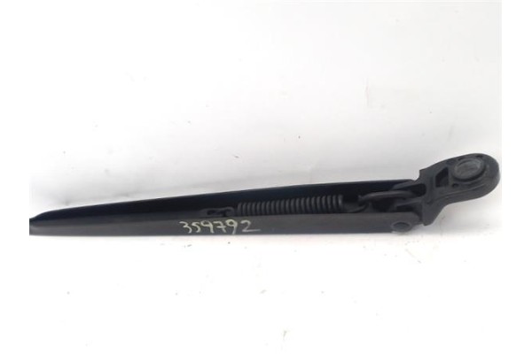 Recambio de brazo limpiaparabrisas delantero para citroen c3 picasso 1.6 exclusive referencia OEM IAM   