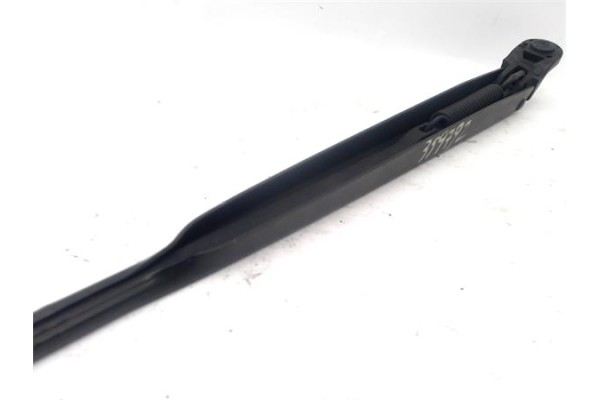 Recambio de brazo limpiaparabrisas delantero para citroen c3 picasso 1.6 exclusive referencia OEM IAM   