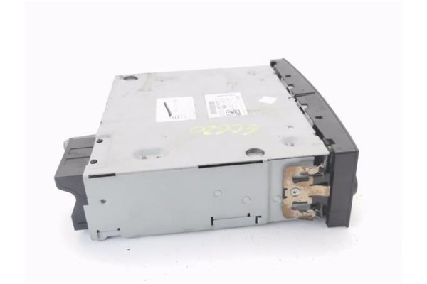 Recambio de autoradio para citroen c3 picasso 1.6 exclusive referencia OEM IAM 96784950XT  