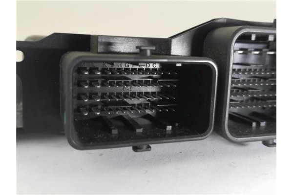 Recambio de centralita para citroen c3 picasso 1.6 exclusive referencia OEM IAM 9805947680 281019819 