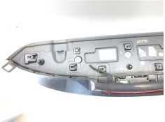 Recambio de aleron trasero para renault clio iv 0.9 limited referencia OEM IAM 960306579R  