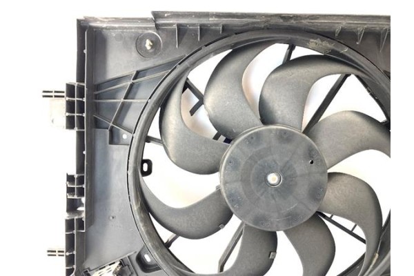 Recambio de electroventilador para renault clio iv 0.9 limited referencia OEM IAM 214818664R  