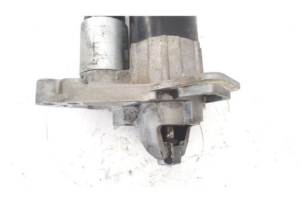 Recambio de motor arranque para renault clio iv 0.9 limited referencia OEM IAM 233000779R  