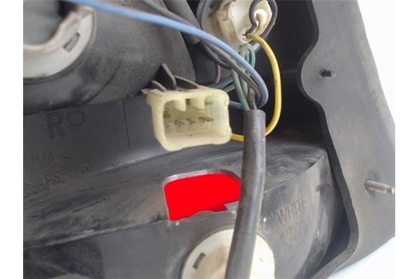 Recambio de piloto trasero derecho para hyundai sonata (y3) referencia OEM IAM 9240234520  