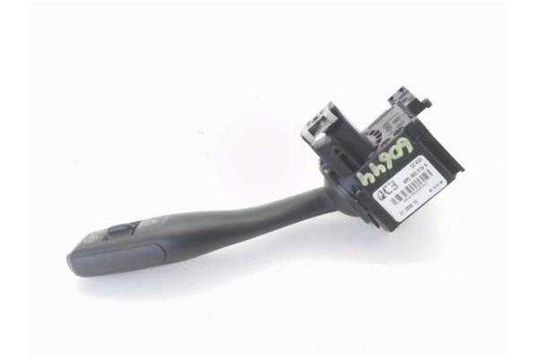 Recambio de mando limpiaparabrisas para audi a3 sportback (8pa) 2.0 tdi ambiente referencia OEM IAM 8P0953519A  