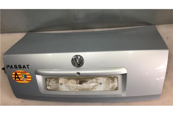 Recambio de tapa maletero para volkswagen passat berlina (3b2) 1.6 básico referencia OEM IAM 3B5827025C  