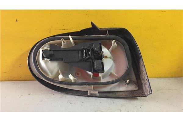 Recambio de piloto trasero derecho para renault megane i coupe (da0) 1.6e alize referencia OEM IAM 7700830098  