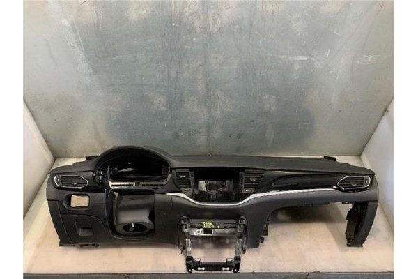 Recambio de salpicadero para opel astra k berlina 5p 1.6 dynamic referencia OEM IAM   