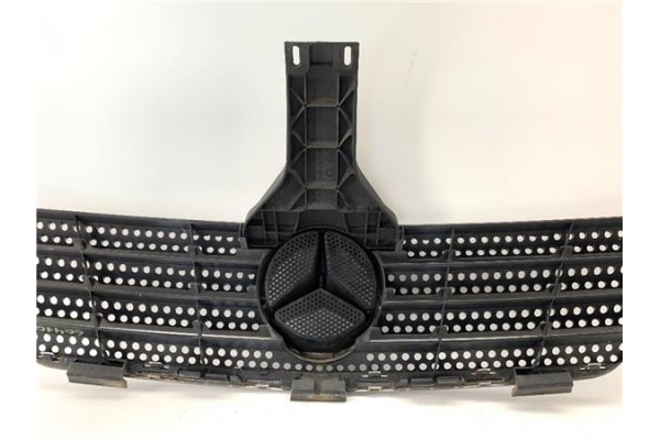 Recambio de rejilla capo para mercedes-benz clase c (bm 203) sportcoupe 1.8 c 200 compressor (203.742) referencia OEM IAM A20388