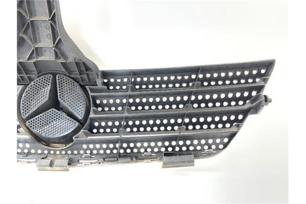 Recambio de rejilla capo para mercedes-benz clase c (bm 203) sportcoupe 1.8 c 200 compressor (203.742) referencia OEM IAM A20388