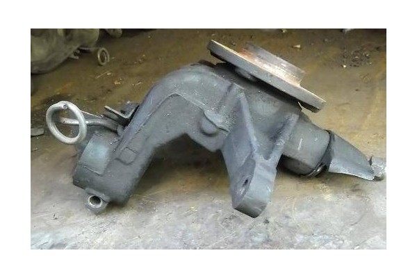 Recambio de mangueta delantero derecha para citroen xantia berlina 1.9 turbo d referencia OEM IAM   