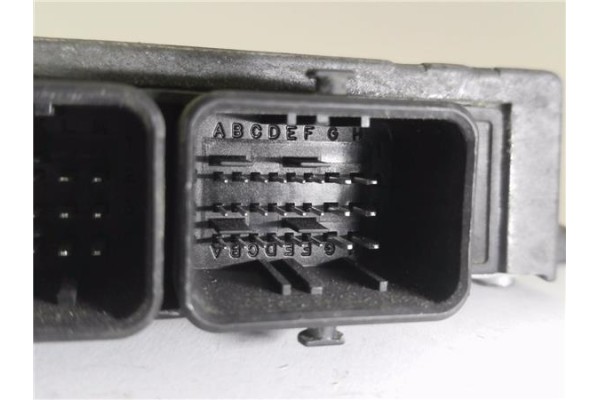 Recambio de centralita para citroen saxo 1.4 vts referencia OEM IAM 9643134280 216460410 