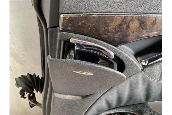Recambio de puerta trasero derecha para mercedes-benz clase e (bm 211) berlina 3.2 e 320 (211.065) referencia OEM IAM A211730020
