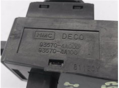 Recambio de mando elevalunas delantero izquierdo para hyundai h-1 furgón 2.5 td referencia OEM IAM 935704A000 935704A100 