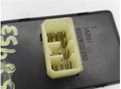 Recambio de mando elevalunas delantero izquierdo para hyundai h-1 furgón 2.5 td referencia OEM IAM 935704A000 935704A100 