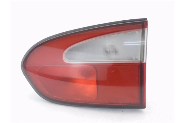 Recambio de piloto porton trasero derecho para hyundai h-1 furgón 2.5 td referencia OEM IAM 924064A0  