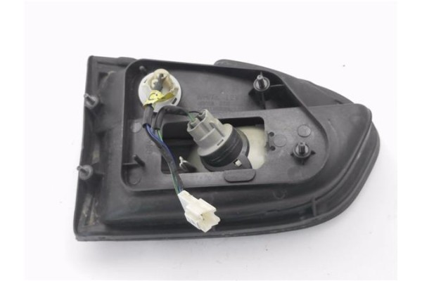 Recambio de piloto porton trasero derecho para hyundai h-1 furgón 2.5 td referencia OEM IAM 924064A0  