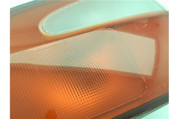 Recambio de piloto porton trasero derecho para hyundai h-1 furgón 2.5 td referencia OEM IAM 924064A0  