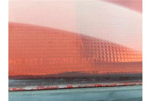 Recambio de piloto porton trasero izquierdo para hyundai h-1 furgón 2.5 td referencia OEM IAM 924054A0  