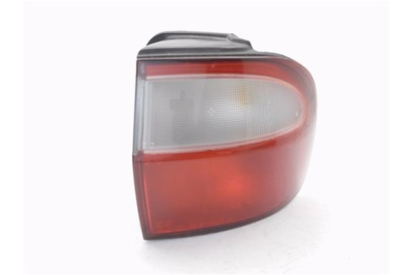 Recambio de piloto trasero derecho para hyundai h-1 furgón 2.5 td referencia OEM IAM R924024A0 924024A010 