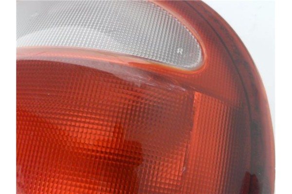 Recambio de piloto trasero derecho para hyundai h-1 furgón 2.5 td referencia OEM IAM R924024A0 924024A010 