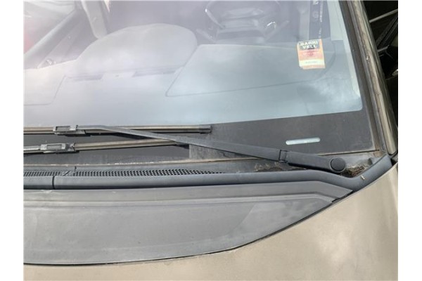 Recambio de brazo limpiaparabrisas delantero izquierdo para citroen c4 picasso 1.6 hdi referencia OEM IAM 6429FR  