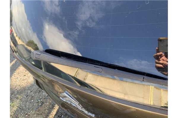 Recambio de brazo limpiaparabrisas trasero para citroen c4 picasso 1.6 hdi referencia OEM IAM 6429AS  