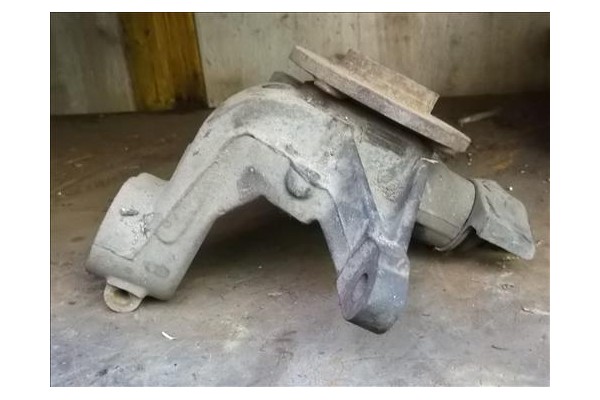 Recambio de mangueta delantero derecha para citroen xantia berlina 1.9 d referencia OEM IAM   