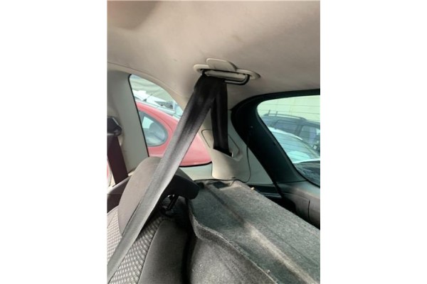 Recambio de cinturon seguridad trasero central para citroen c4 picasso 1.6 hdi referencia OEM IAM 8974YH  
