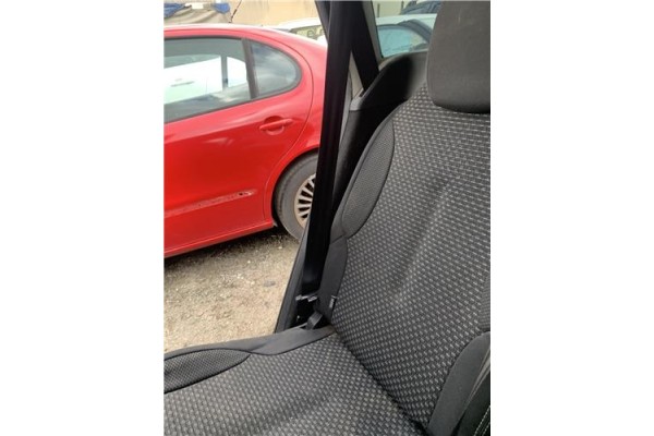 Recambio de cinturon seguridad trasero derecho para citroen c4 picasso 1.6 hdi referencia OEM IAM 8974XT  