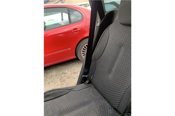 Recambio de cinturon seguridad trasero derecho para citroen c4 picasso 1.6 hdi referencia OEM IAM 8974XT  