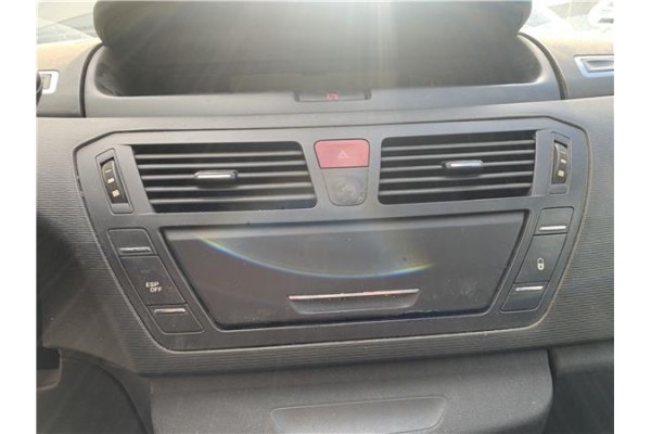 Recambio de consola para citroen c4 picasso 1.6 hdi referencia OEM IAM 8265AJ  