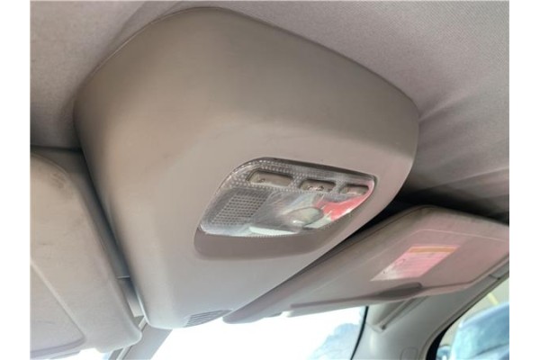 Recambio de luz delantero central techo para citroen c4 picasso 1.6 hdi referencia OEM IAM 6362Q2  