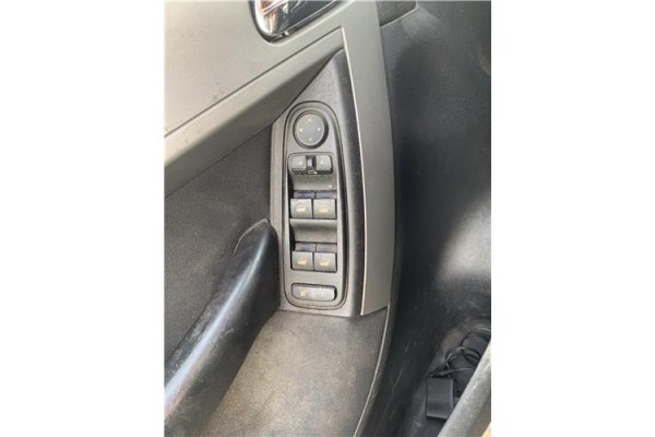 Recambio de mando elevalunas delantero izquierdo para citroen c4 picasso 1.6 hdi referencia OEM IAM 6554YH  